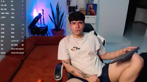 alec online show from September 10, 1:39 am
