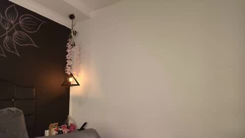 ALEC ANDREWS online show from November 18, 7:06 pm