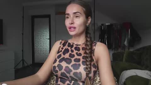 Alecssalove online show from September 30, 11:53 am