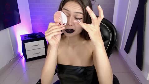 Alice in wonderland online show from February 7, 7:17 pm