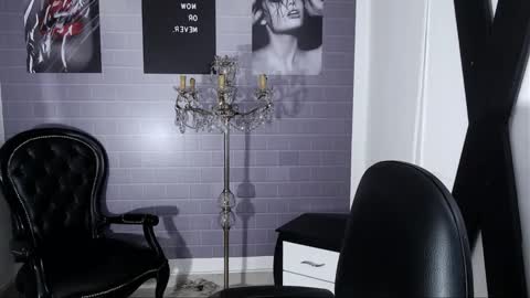 Alice in wonderland online show from October 13, 12:18 pm