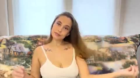 Emily online show from September 21, 1:15 pm