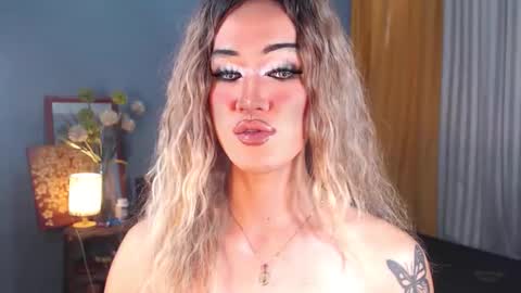 aleinacroft online show from November 13, 2:25 am