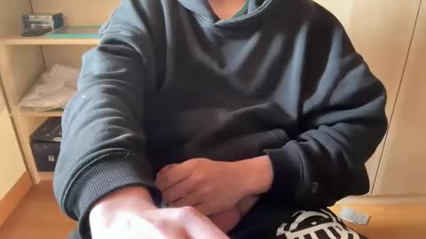 happycum online show from October 6, 10:11 am