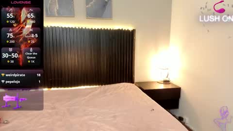 aleja__slav3 online show from October 18, 10:47 pm