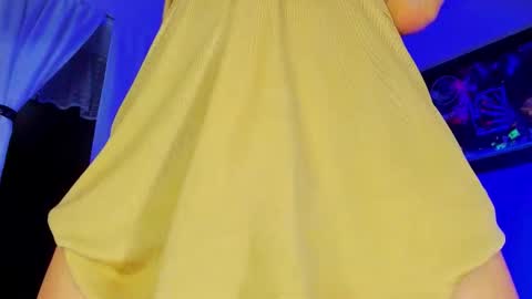 Alejandra online show from November 25, 10:25 am