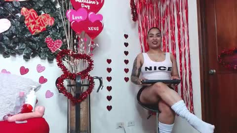 Aleja  online show from February 26, 7:10 pm