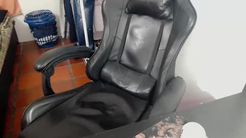 alejandro_cutee online show from February 9, 7:45 am