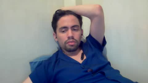 Snapshot of alejo_shy chatting on December 26, 7:56 am alejo_shy online show from December 26, 7:56 am