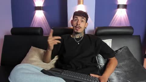 aleking13 online show from October 19, 12:32 pm