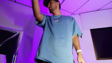 Alek online show from October 10, 5:13 am