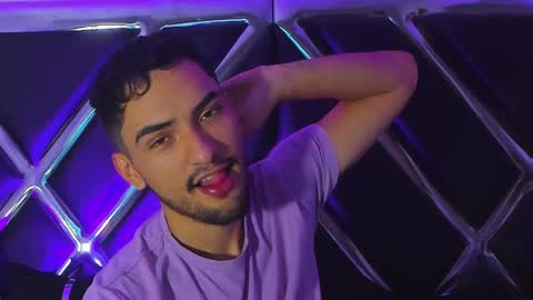 Alek online show from September 19, 2:54 pm