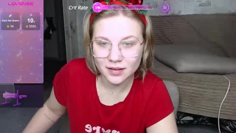 Snapshot of aleksaflirt chatting on December 25, 7:56 pm Aleksa online show from December 25, 7:56 pm