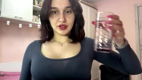 Nora online show from April 19, 12:17 pm