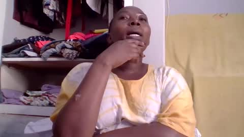 Noreen Kennth and Emilly online show from October 22, 6:42 pm