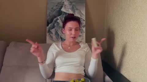 Emma online show from July 1, 3:31 pm