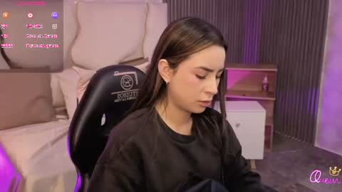 alesia_tay1 online show from June 15, 11:35 am