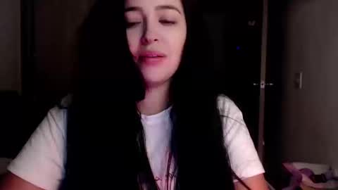 Snapshot of aleska__bell chatting on September 20, 12:13 am Aleska online show from September 20, 12:13 am