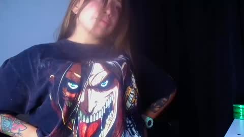 QUEEN OFF MILk  IM BACK  15 NOV online show from March 7, 1:53 am