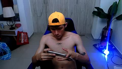 alessandrith104266 online show from December 5, 2:37 am