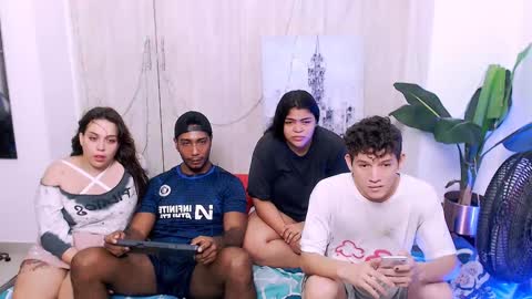 alessandrith104266 online show from December 6, 3:24 am