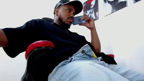 alessandro hamed online show from March 11, 2:42 pm