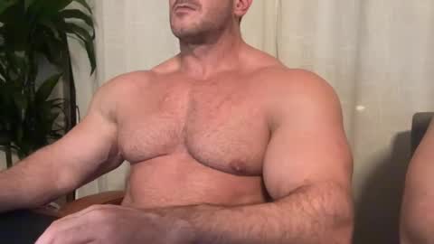 Alessandrobuilder online show from November 13, 1:19 am