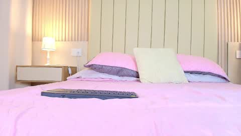 Alejandra  online show from February 11, 12:09 pm