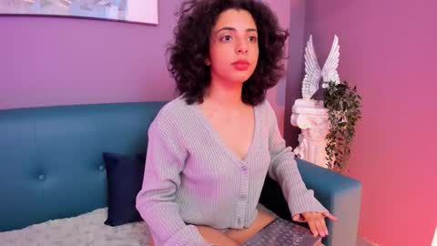 alessiia__ online show from November 27, 5:59 am