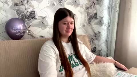 Aletta Oushen online show from February 6, 7:13 am