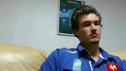 Snapshot of alex83530 chatting on December 7, 3:14 pm Alex83530 online show from December 7, 3:14 pm