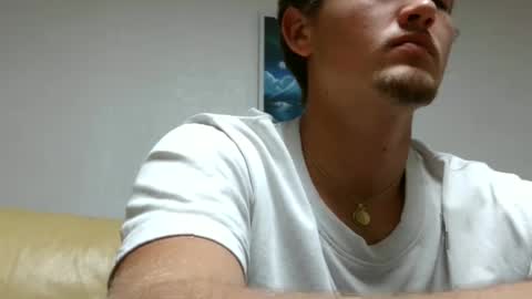 Snapshot of alex83530 chatting on December 5, 5:44 pm Alex83530 online show from December 5, 5:44 pm