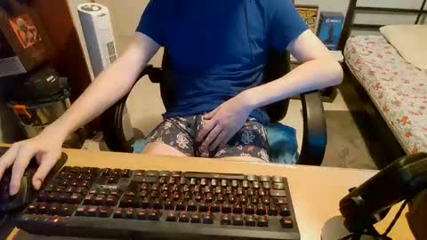 Alex online show from November 16, 8:11 pm