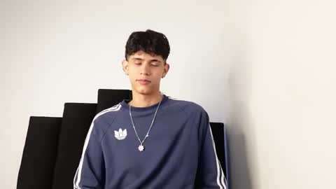 alex_mark_ online show from September 29, 7:35 pm