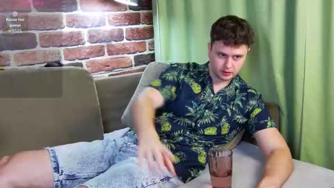 Alex online show from September 26, 7:49 am