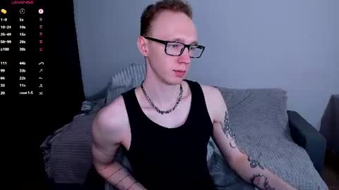 alex_silent online show from June 28, 7:43 pm