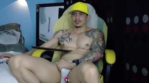 alex_sthorm online show from April 12, 7:45 am