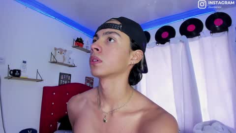 Alex online show from December 30, 3:56 pm