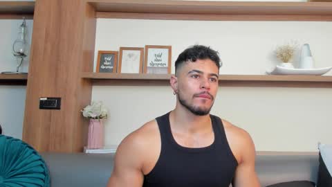 alex_wolf05 online show from February 18, 5:13 pm