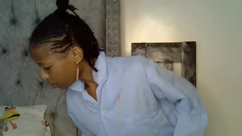 Snapshot of alexa_foxxie chatting on February 9, 10:31 am Alexa online show from February 9, 10:31 am