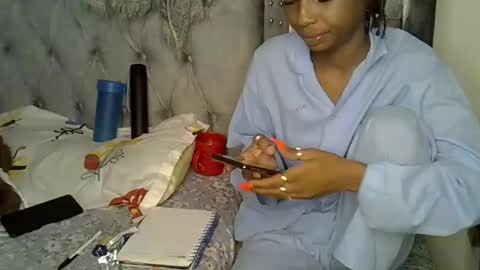 Snapshot of alexa_foxxie chatting on February 6, 8:07 am Alexa online show from February 6, 8:07 am