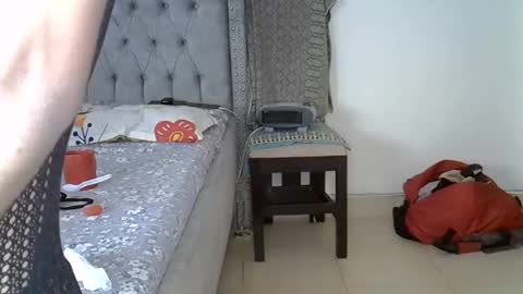 Snapshot of alexa_foxxie chatting on February 9, 1:35 pm Alexa online show from February 9, 1:35 pm