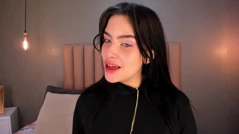 Alexa Thaylor online show from February 5, 1:33 pm