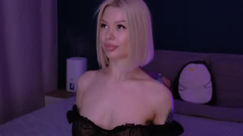 Snapshot of alexamason chatting on February 26, 5:13 am Alexa Mason online show from February 26, 5:13 am