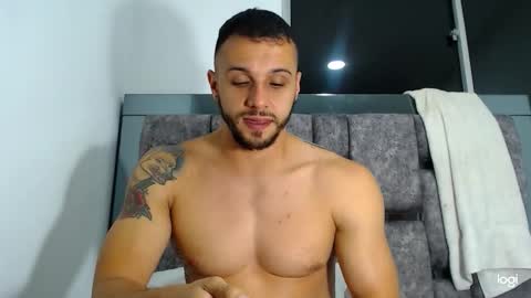 alexander_2015 online show from October 26, 6:14 am