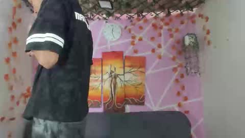 chicos hot online show from November 3, 2:51 pm