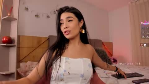 Alexandra Rodriguez online show from January 18, 1:58 am