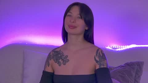 AlexandraBloom online show from February 9, 1:22 am