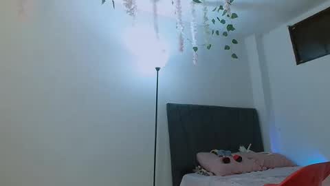 Alexa online show from May 12, 4:54 am