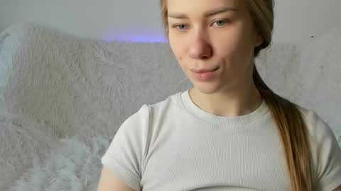 Alex online show from December 2, 7:07 am